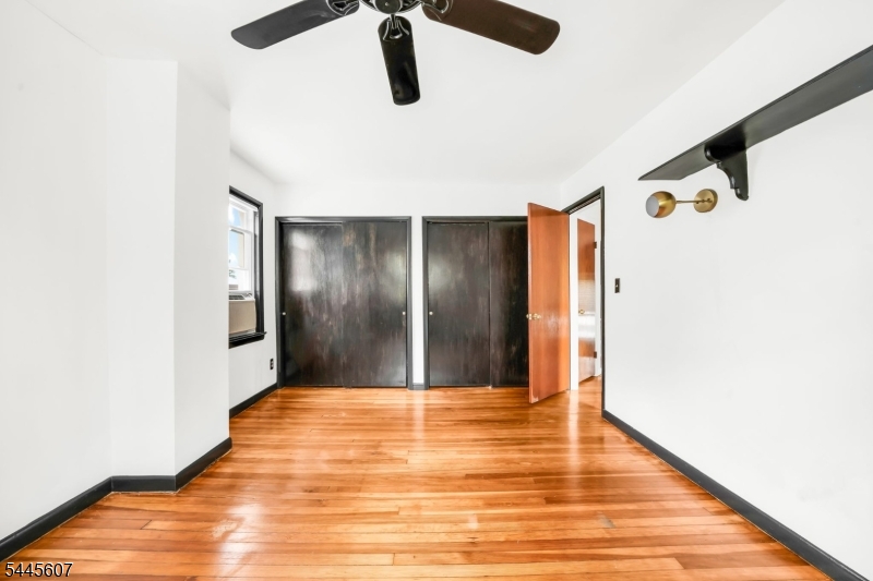 1046 Falls Terrace Union, NJ 07083 - Photo 19 of 29
