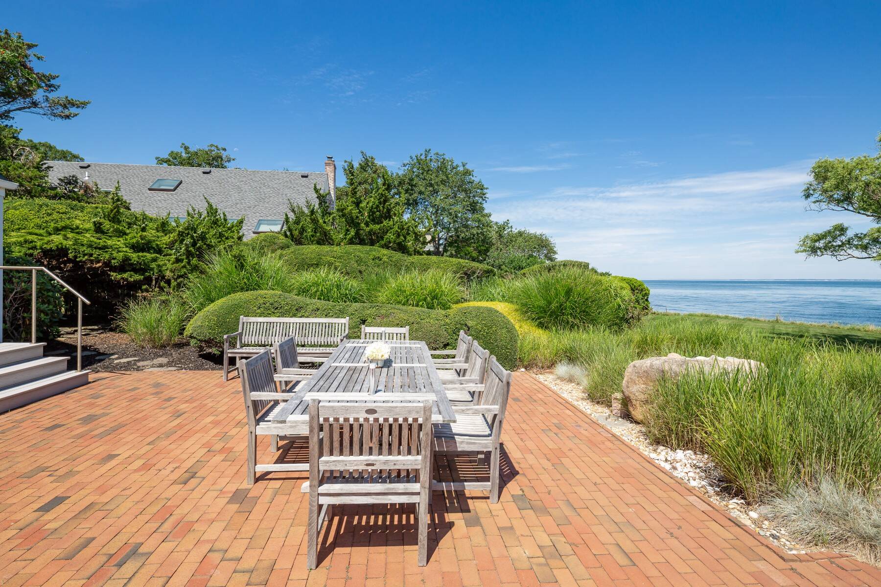 229 Kings Point Road East Hampton, NY 11937 - Photo 9 of 28 Gallery Image 9