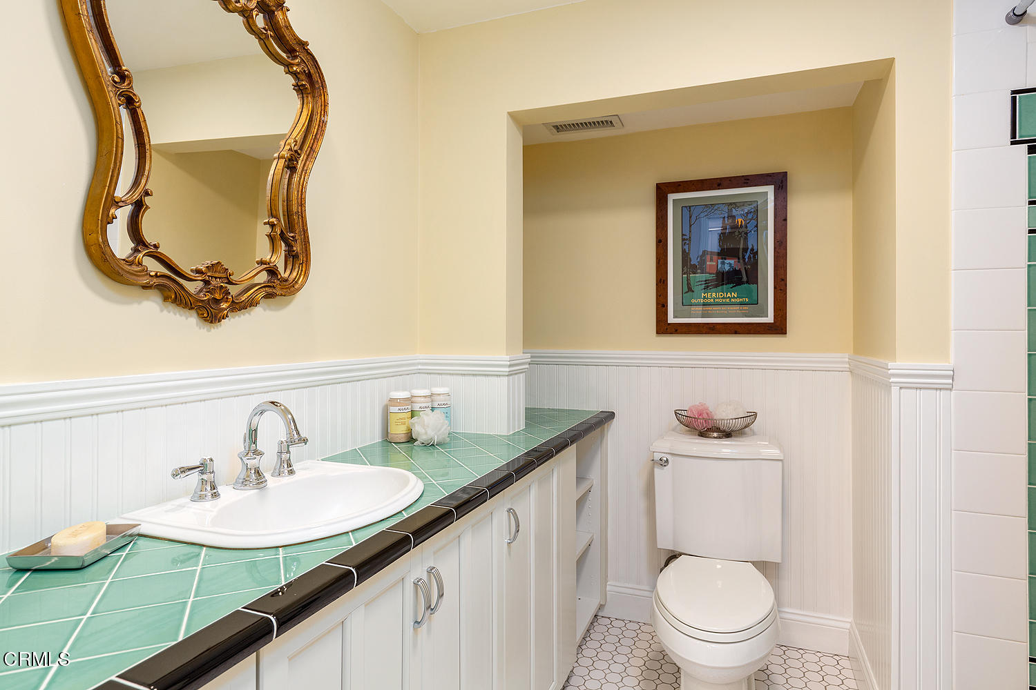 98 Pine Crest Drive South Pasadena, CA 91030 - Photo 21 of 33 a bathroom with a toilet a sink and mirror