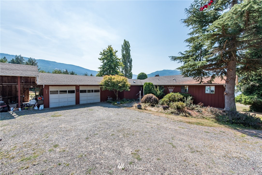 187 East Sequim Bay Road Sequim, WA 98382 - Photo 4 of 37 Gallery Image 4