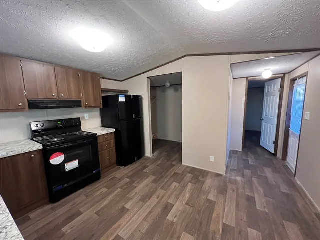 $1,150 | 13910 Anchor Court, Willis, TX 77318