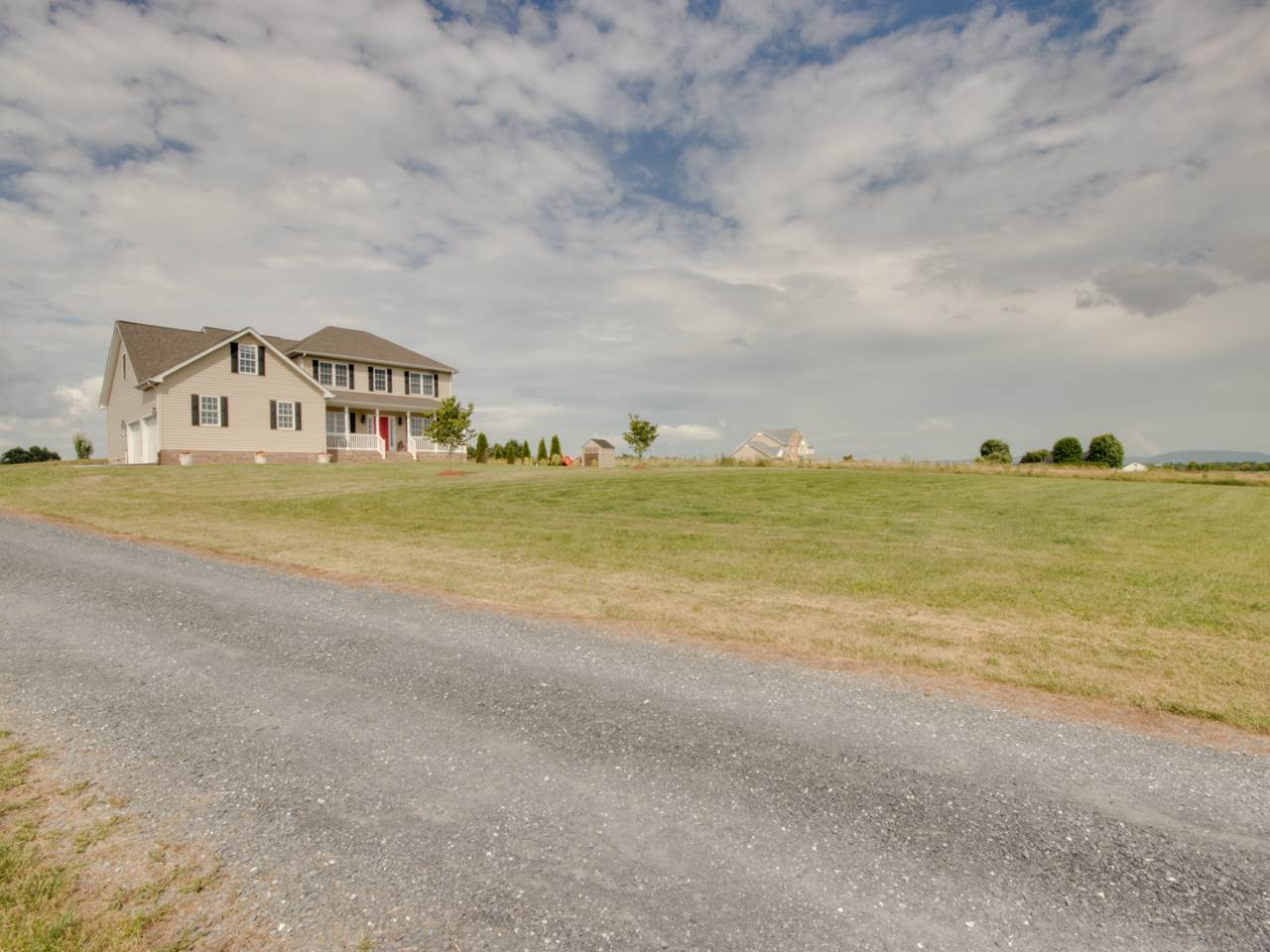 134 Bailey Road Fort Defiance, VA 24437 - Photo 5 of 42 a view of an ocean with beach