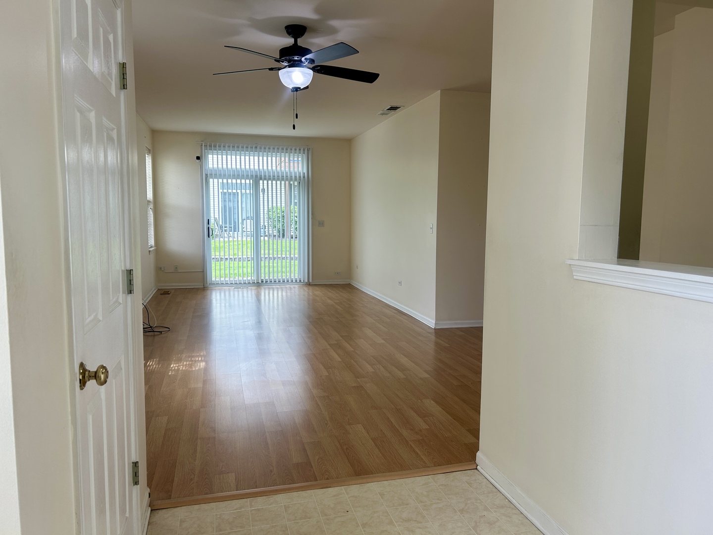 3165 Falling Waters Lane, Unit 3165 Lindenhurst, IL 60046 - Photo 5 of 17