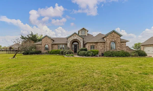 $749,900 | 119 Equestrian Drive, Rockwall, TX 75032
