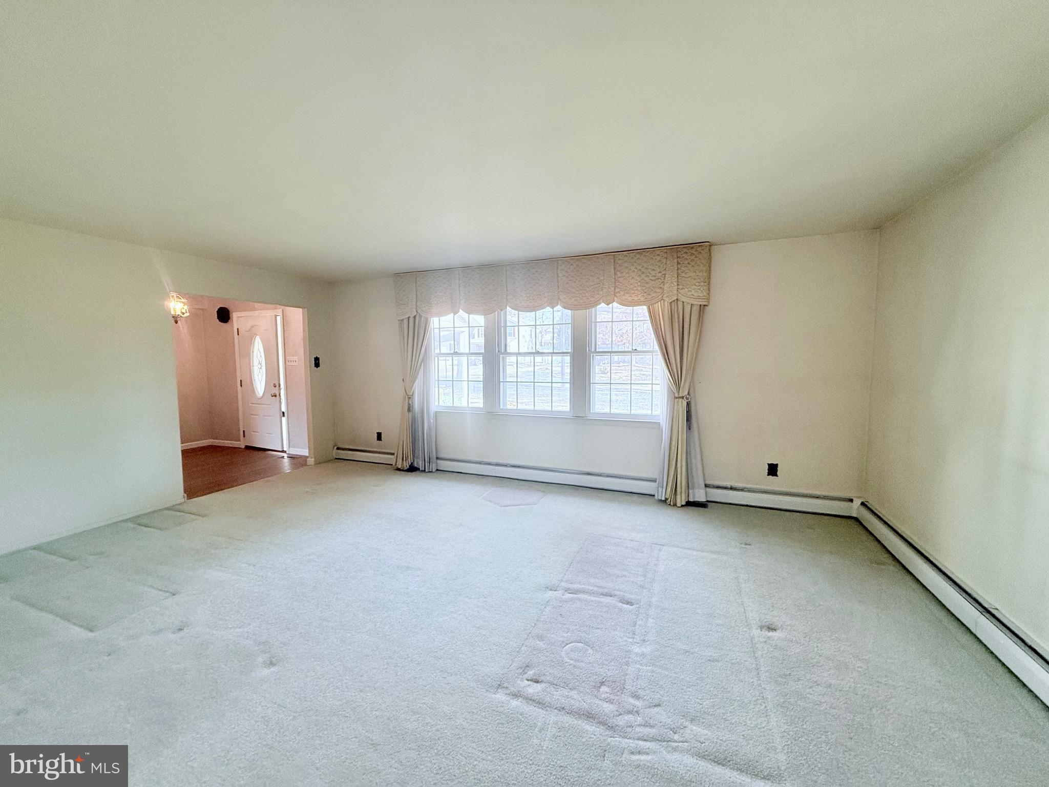 1828 Mare Road Warrington, PA 18976 - Photo 8 of 50 Gallery Image 8