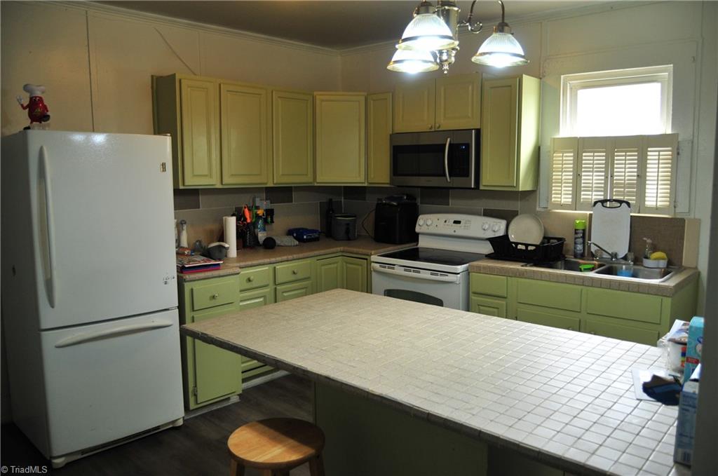 300 4th Street High Point, NC 27260 - Photo 12 of 22 Gallery Image 12