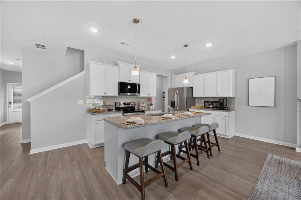 6381 Towhee Way Morrow, GA 30260 - Photo 13 of 27