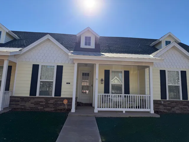 $2,200 | 2111 10th Street, Lubbock, TX 79401