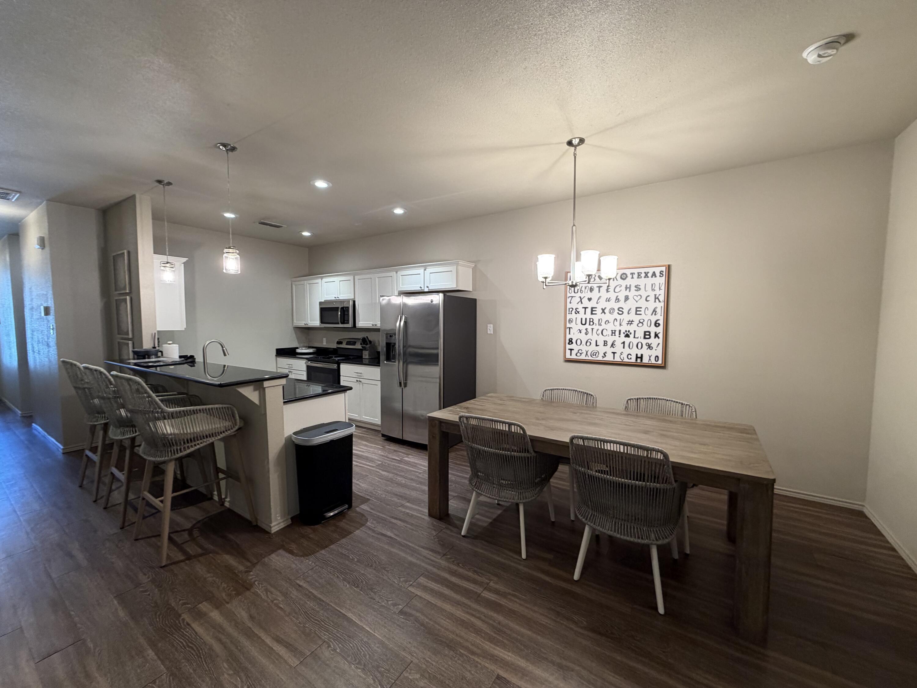 2111 10th Street Lubbock, TX 79401 - Photo 3 of 29 IMG_7169