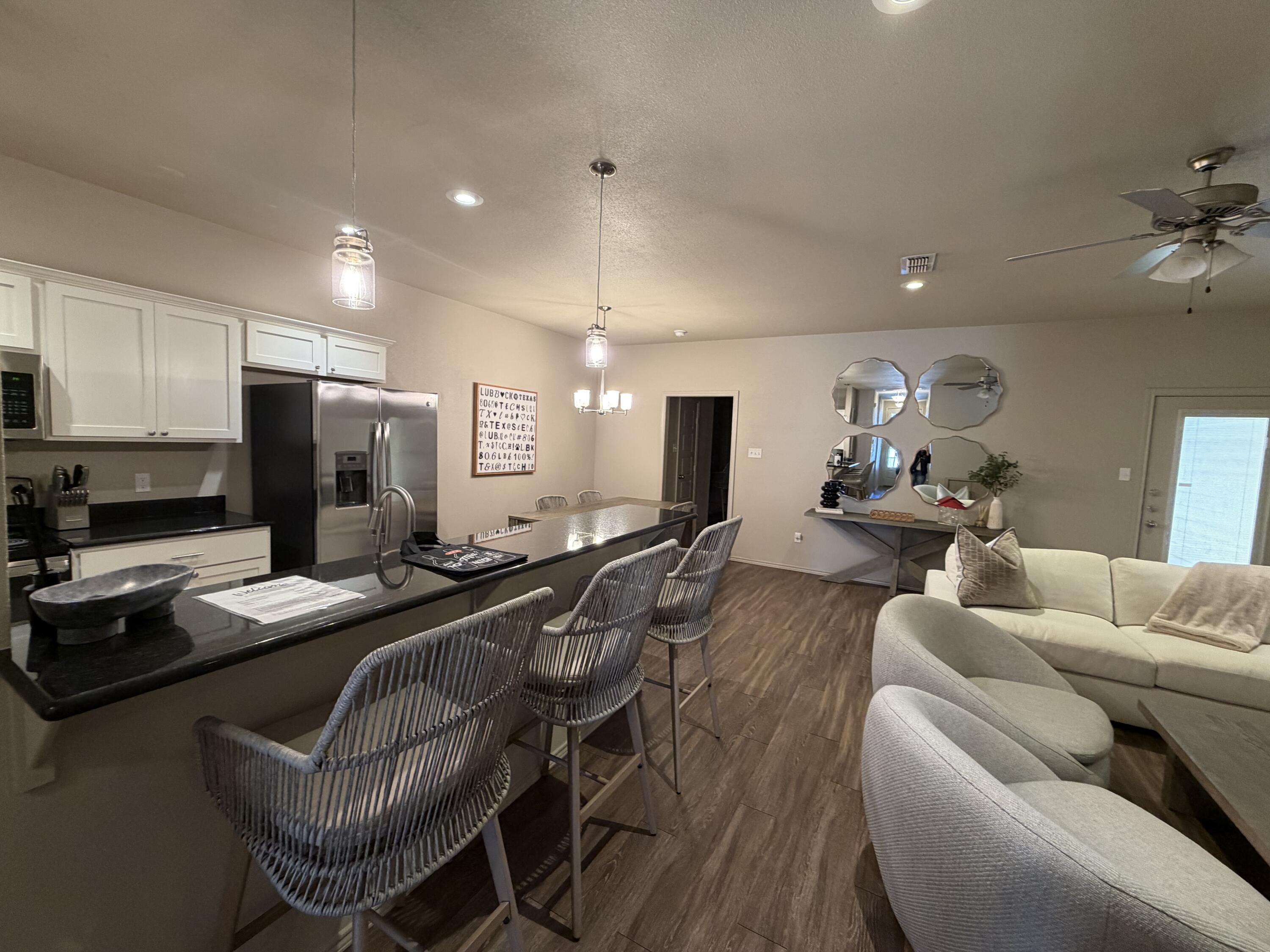 2111 10th Street Lubbock, TX 79401 - Photo 5 of 29 IMG_7168