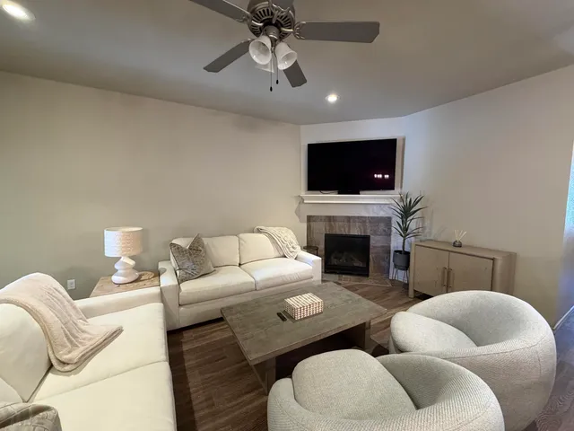 $2,200 | 2111 10th Street, Lubbock, TX 79401