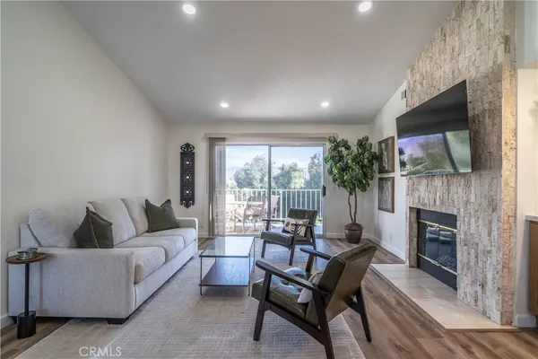 $479,000 | 304 Desert Falls Drive East, Palm Desert, CA 92211