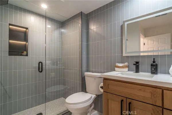 $479,000 | 304 Desert Falls Drive East, Palm Desert, CA 92211