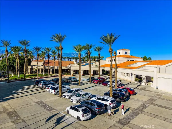 $479,000 | 304 Desert Falls Drive East, Palm Desert, CA 92211