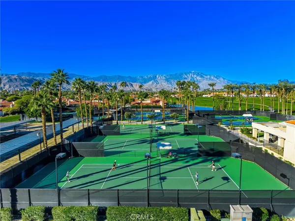 $479,000 | 304 Desert Falls Drive East, Palm Desert, CA 92211