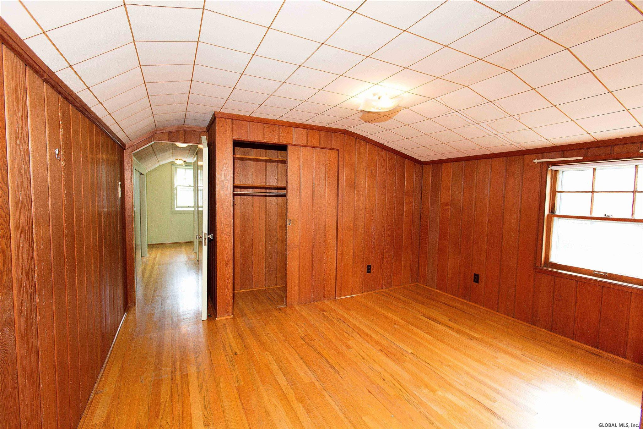 308 Nimitz Road Schenectady, NY 12304 - Photo 17 of 34 Photo 17
