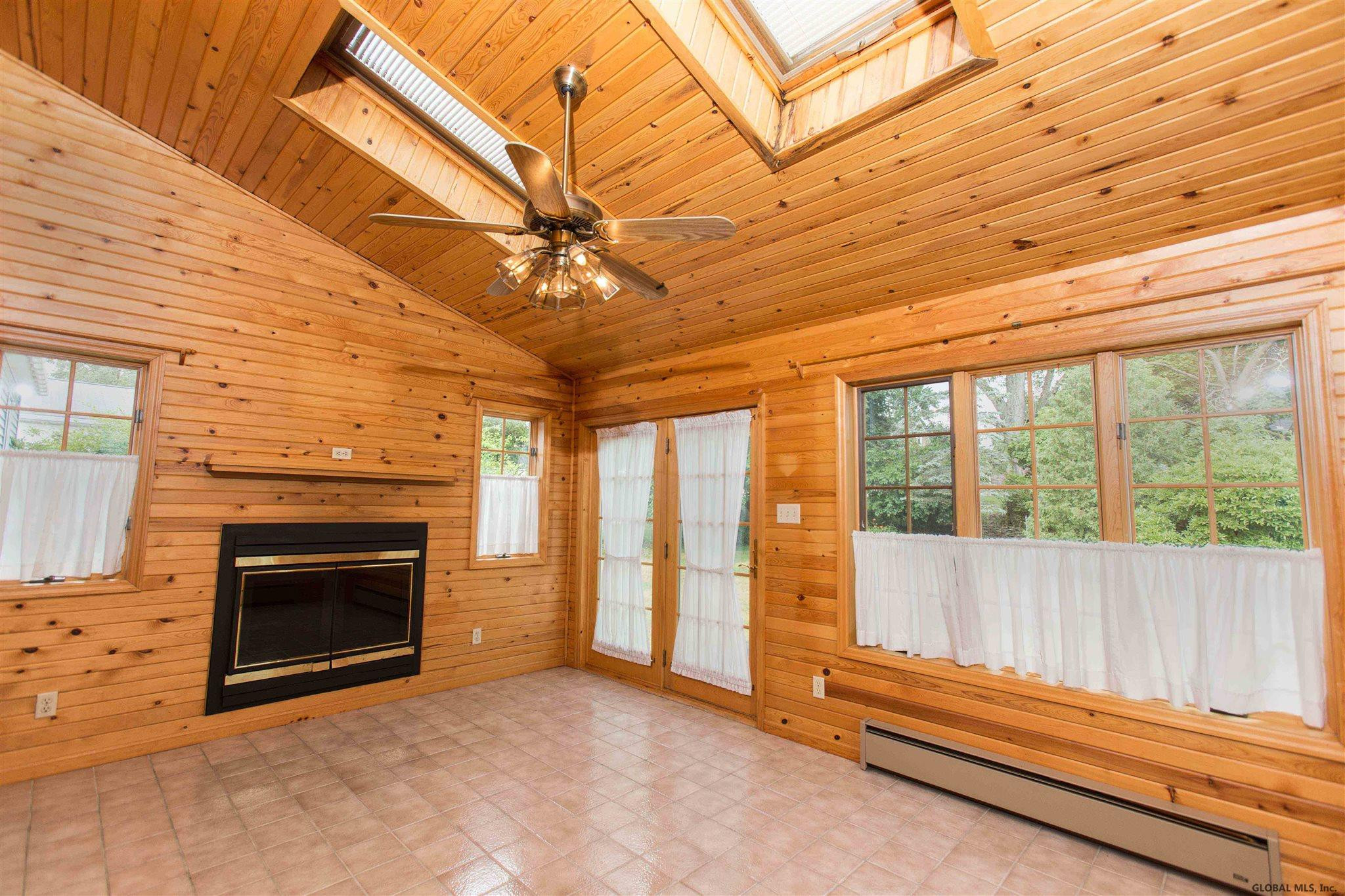 308 Nimitz Road Schenectady, NY 12304 - Photo 2 of 34 Photo 2