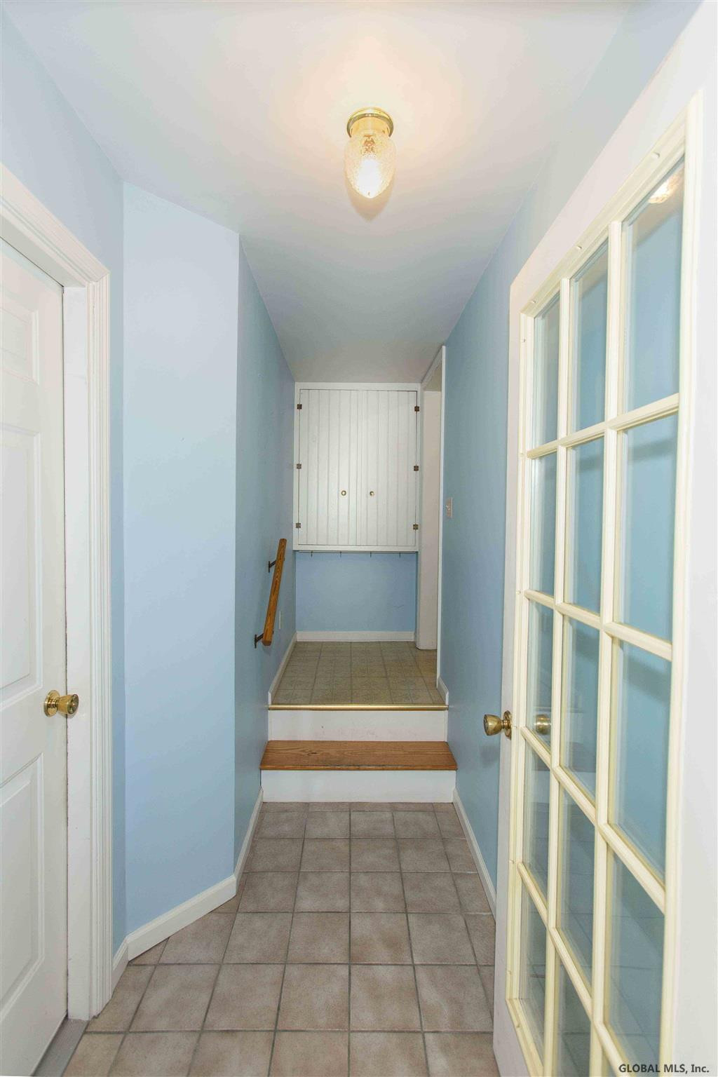 308 Nimitz Road Schenectady, NY 12304 - Photo 5 of 34 Photo 5