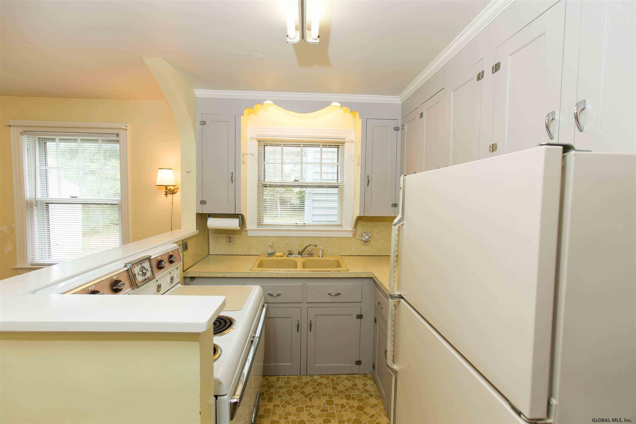 308 Nimitz Road Schenectady, NY 12304 - Photo 7 of 34 Photo 7