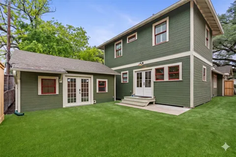 $925,000 | 1111 Le Green Street, Houston, TX 77009