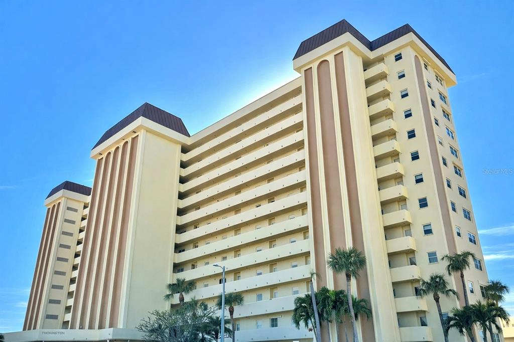 4550 Cove Circle, Unit 804 St. Petersburg, FL 33708 - Photo 2 of 25