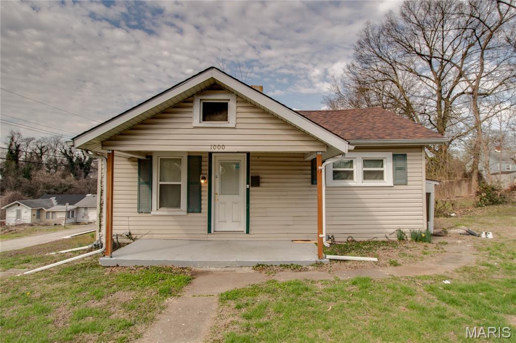 1000 Willard Avenue Alton, IL 62002 - Photo 1 of 7
