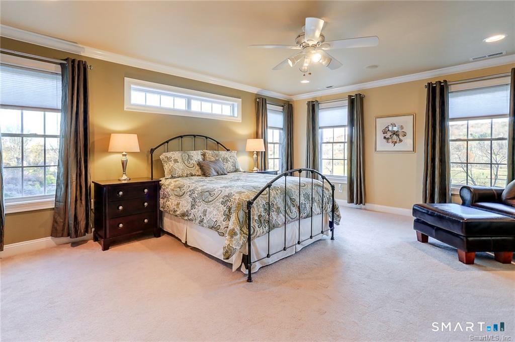 833 Millbrook Road Middletown, CT 06457 - Photo 9 of 15