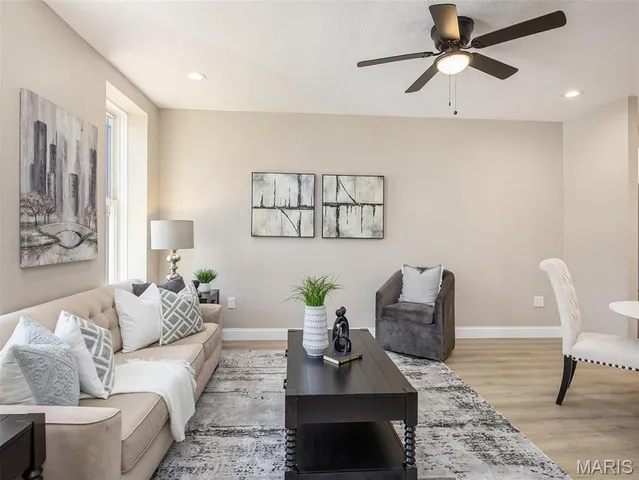 $429,900 | 3467 Giles Avenue, St. Louis, MO 63116