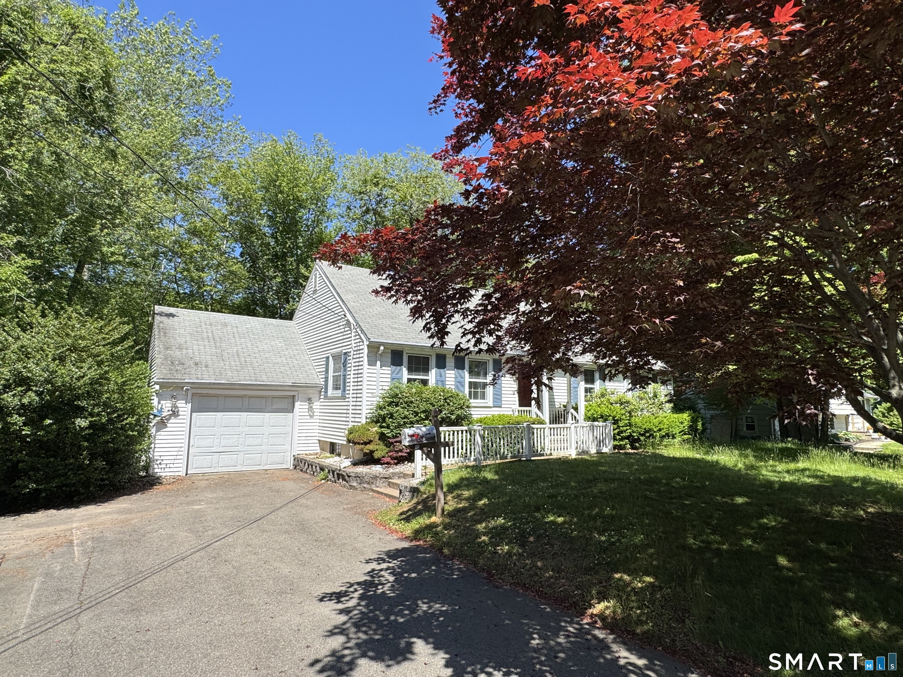 513 Essex Road Westbrook, CT 06498 - Photo 3 of 33