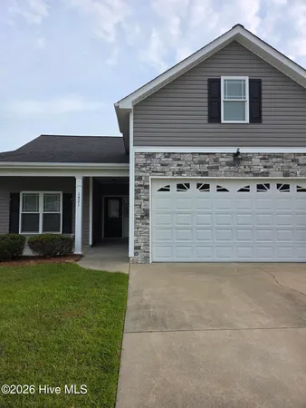 $2,200 | 1921 Chavis Court, Greenville, NC 27858