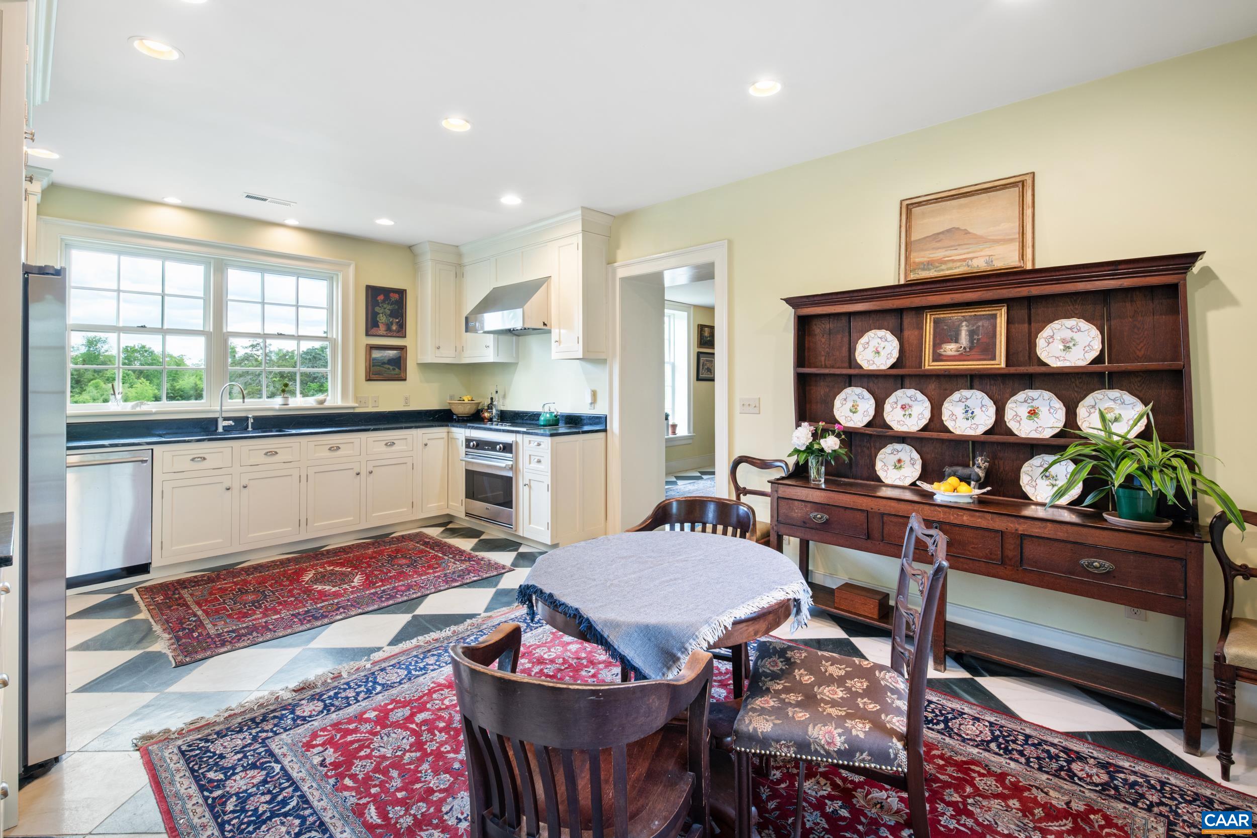 3276 Buckingham Springs Road Dillwyn, VA 23936 - Photo 7 of 47 a living room with furniture and a table