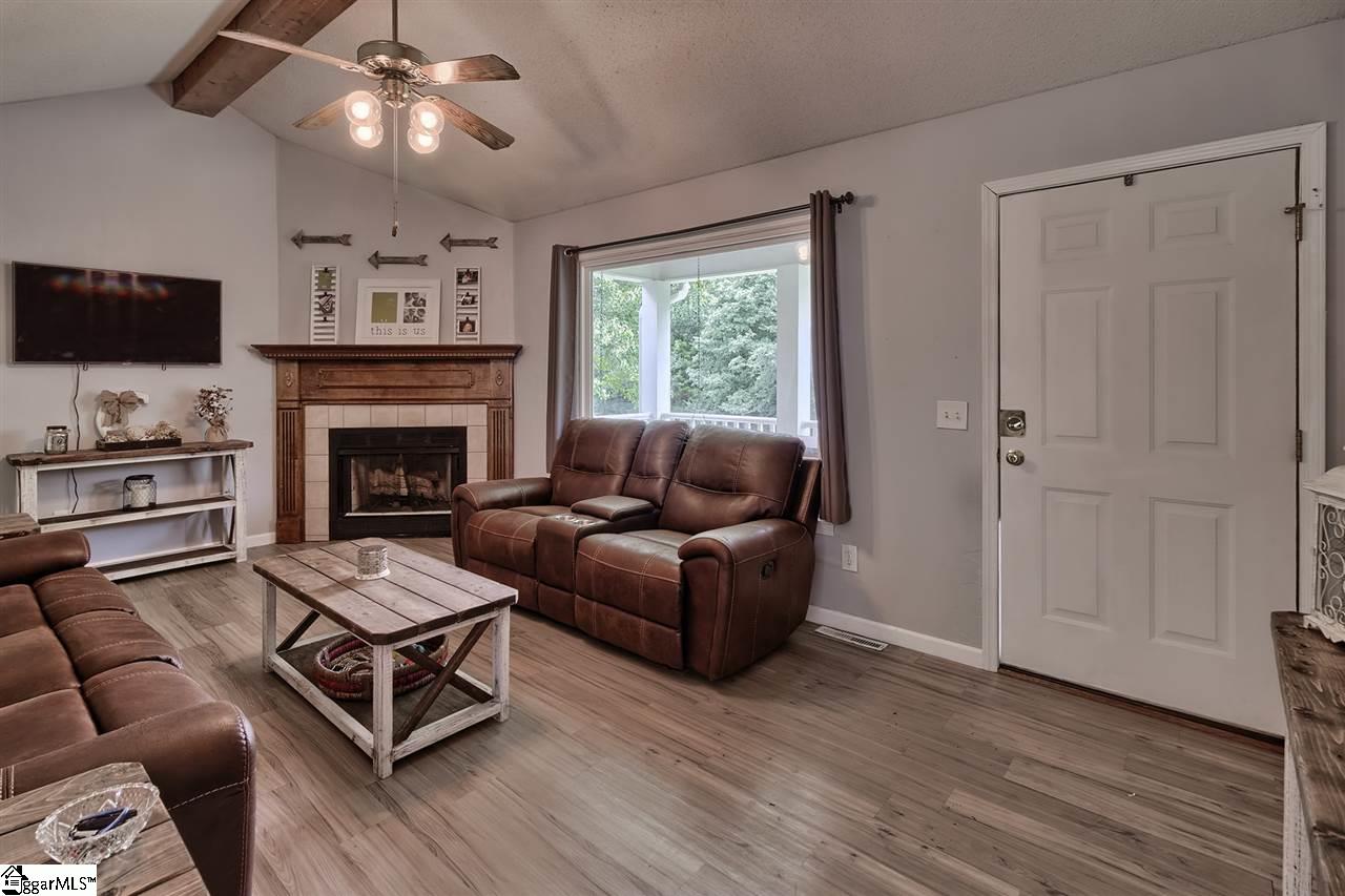 142 Watkins Road Easley, SC 29642 - Photo 8 of 31 Gallery Image 8