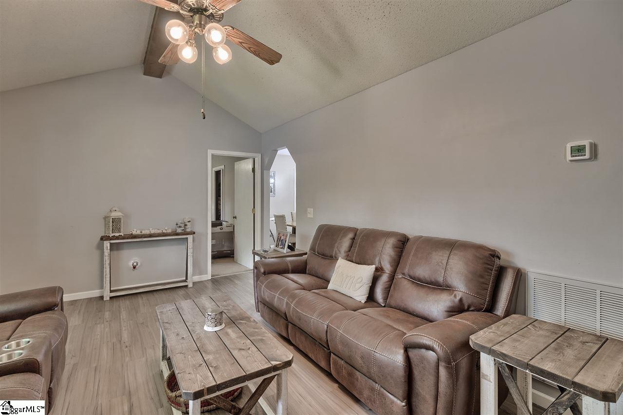 142 Watkins Road Easley, SC 29642 - Photo 9 of 31 Gallery Image 9