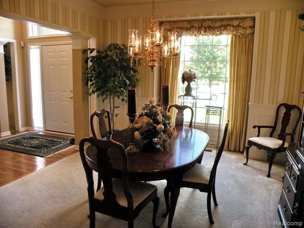 4200 Wincrest Lane Rochester, MI 48306 - Photo 7 of 28 Dining Room