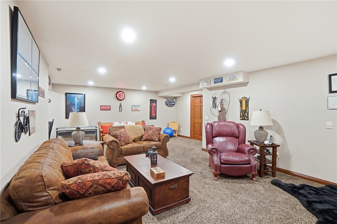 5300 Brookshire Lane Springfield, OH 45502 - Photo 47 of 56 An inviting family room, designed for both comfort and entertainment.