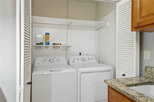 $199,900 | 509 River Mill Circle, Roswell, GA 30075