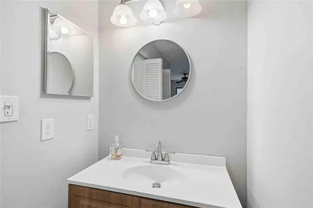 $199,900 | 509 River Mill Circle, Roswell, GA 30075