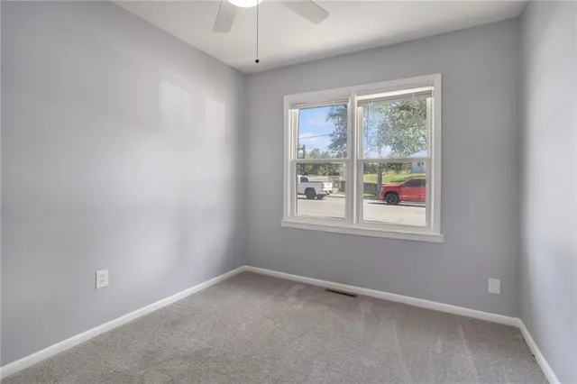 $230,000 | 1008 Northeast 72nd Street, Kansas City, MO 64118