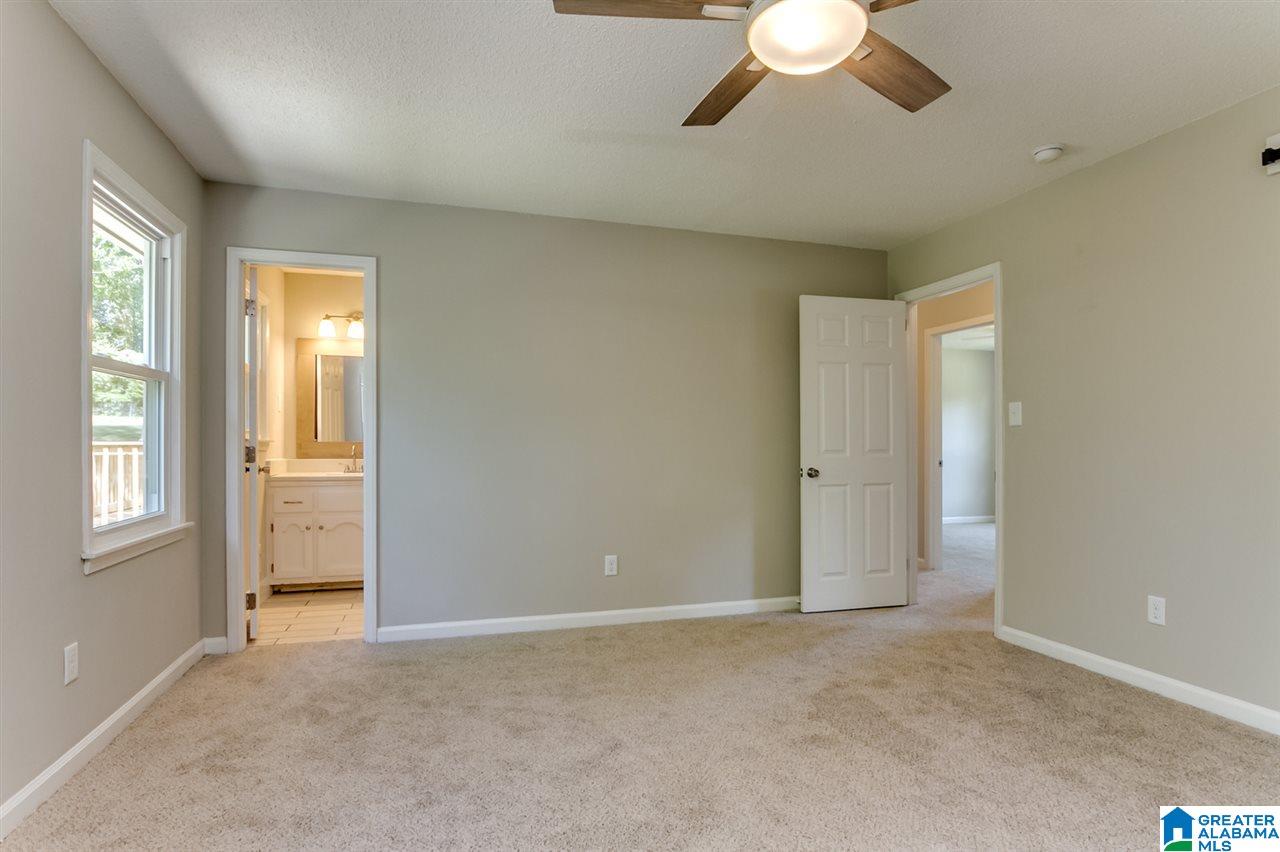 652 Crosscreek Trail Pelham, AL 35124 - Photo 14 of 44