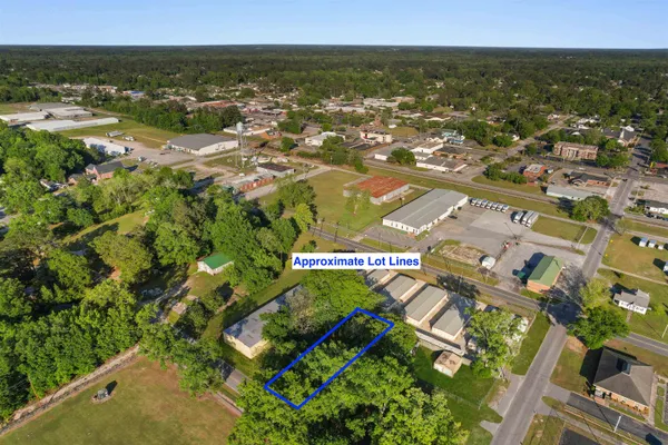 $11,900 | 406 Martin Luther King Jr Boulevard, Dillon, SC 29536