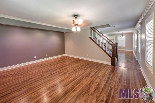 1201 Bayou Blue Bypass Road Gray, LA 70359 - Photo 4 of 14 Spacious Living Room
