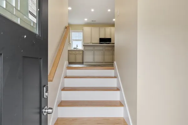 $729,900 | 23 Leslie Road, Worcester, MA 01605