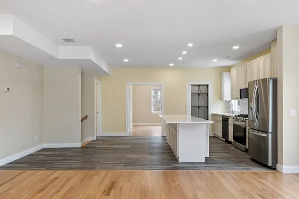 $729,900 | 23 Leslie Road, Worcester, MA 01605