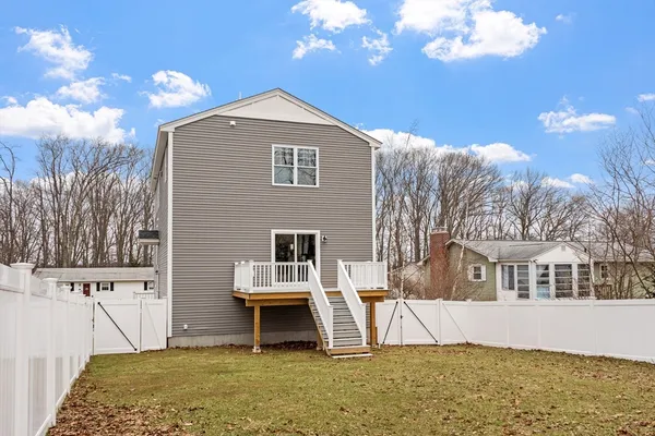 $729,900 | 23 Leslie Road, Worcester, MA 01605