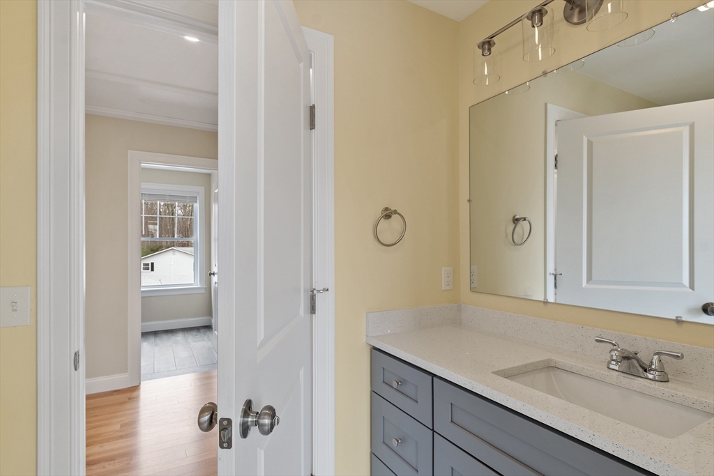 23 Leslie Road Worcester, MA 01605 - Photo 32 of 37