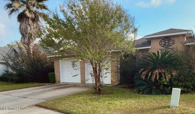 $1,950 | 979 Bluff Ridge, Biloxi, MS 39532