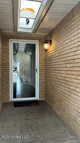 $1,950 | 979 Bluff Ridge, Biloxi, MS 39532