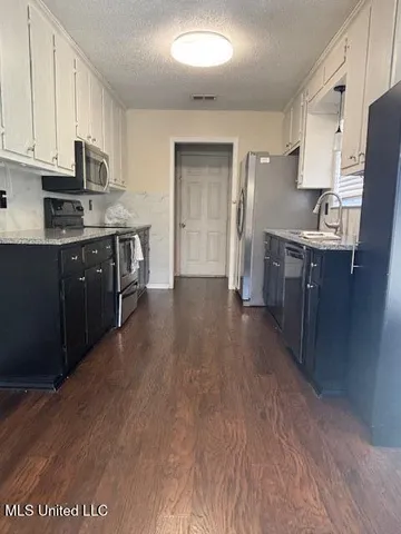 $1,950 | 979 Bluff Ridge, Biloxi, MS 39532