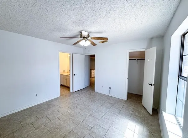 $1,650 | 412 Short Circuit, Unit 3, Horseshoe Bay, TX 78657