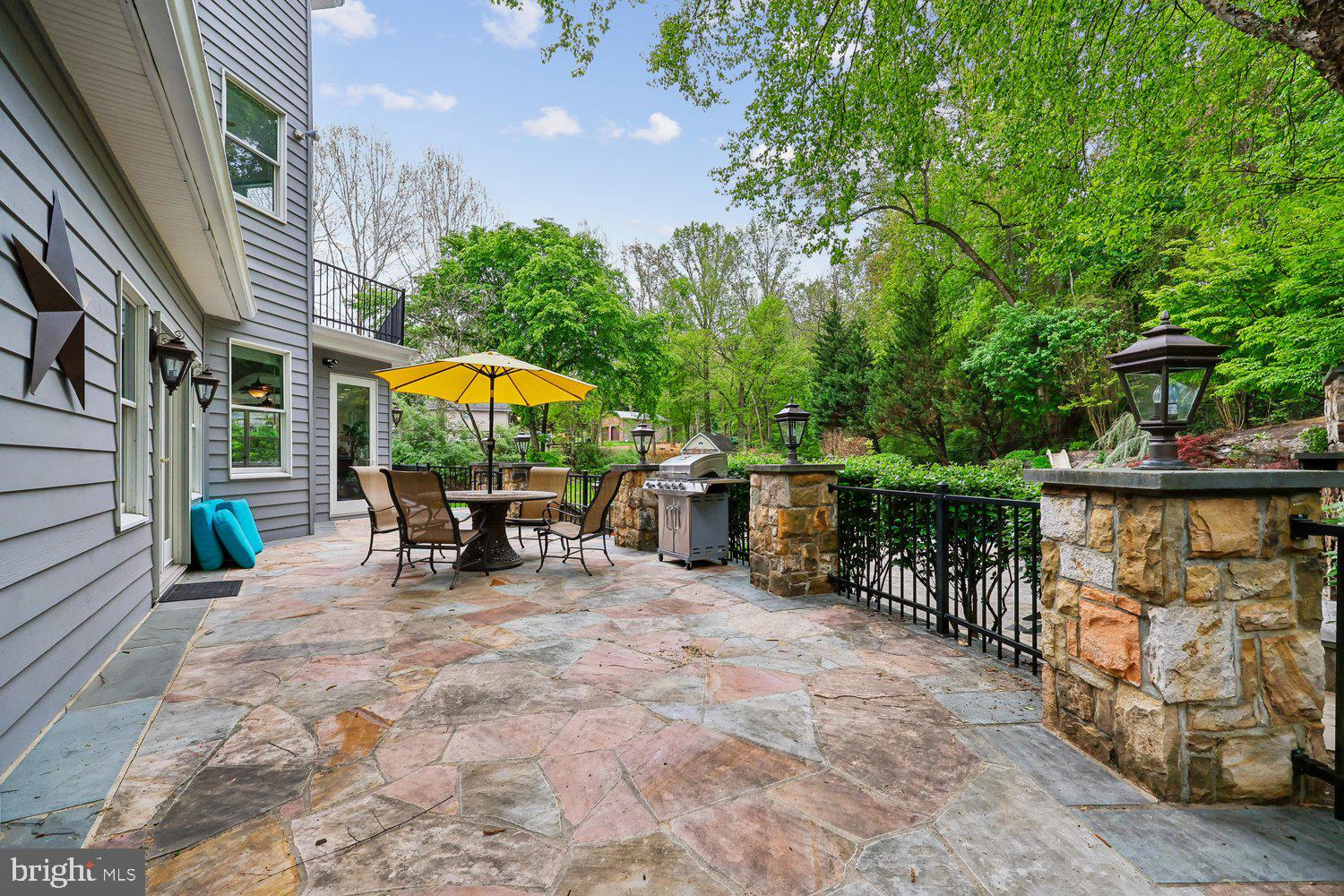 13120 Esworthy Road Potomac, MD 20854 - Photo 28 of 80 Fabulous Patio